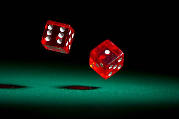 American Roulette wheel and betting layout on kapten189 live dealer table